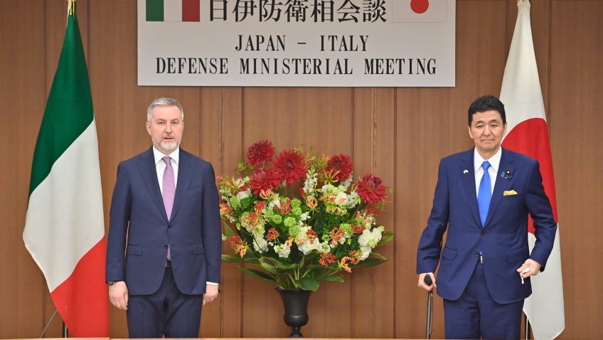 Italija i Japan osnažuju vojnu suradnju 155418726-848x478